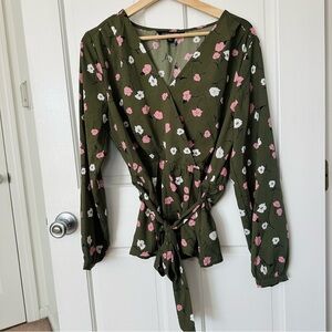 41 Hawthorn Jocelyn Wrap Tie Waist Blouse Olive Green Pink Floral Size M